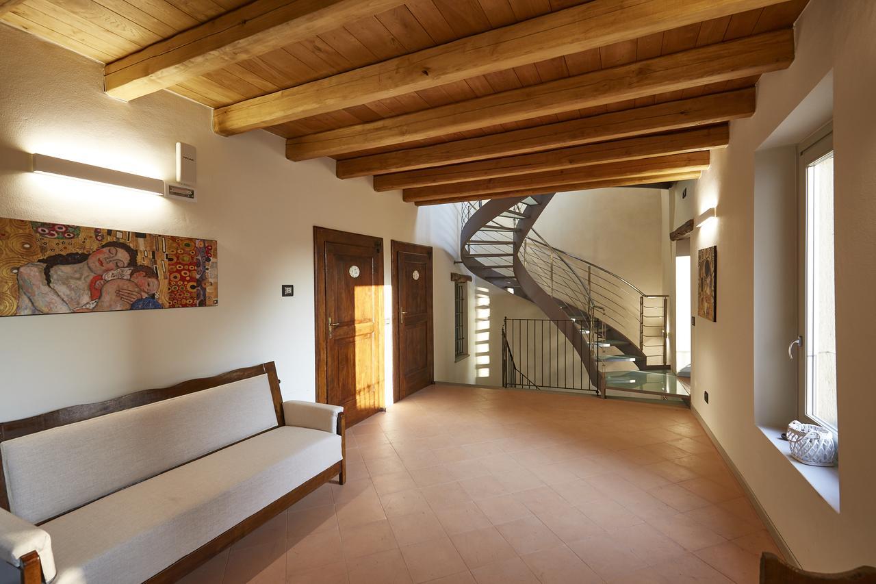 Palazzo Eleonora Bed & Breakfast Monasterolo del Castello Eksteriør bilde